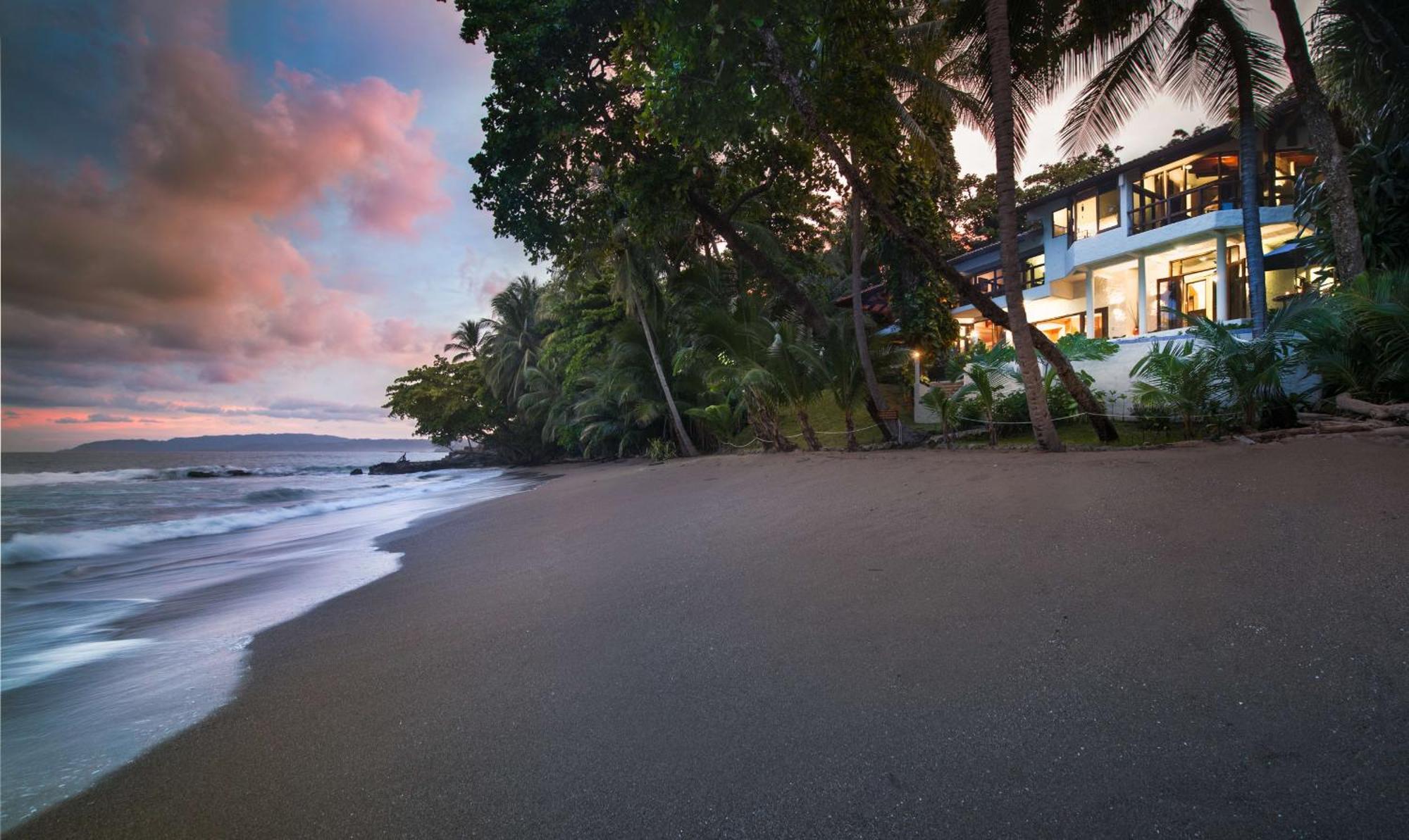 Elegant Costa Rican Villa With Oceanfront Infinity Pool Rio Grande Экстерьер фото